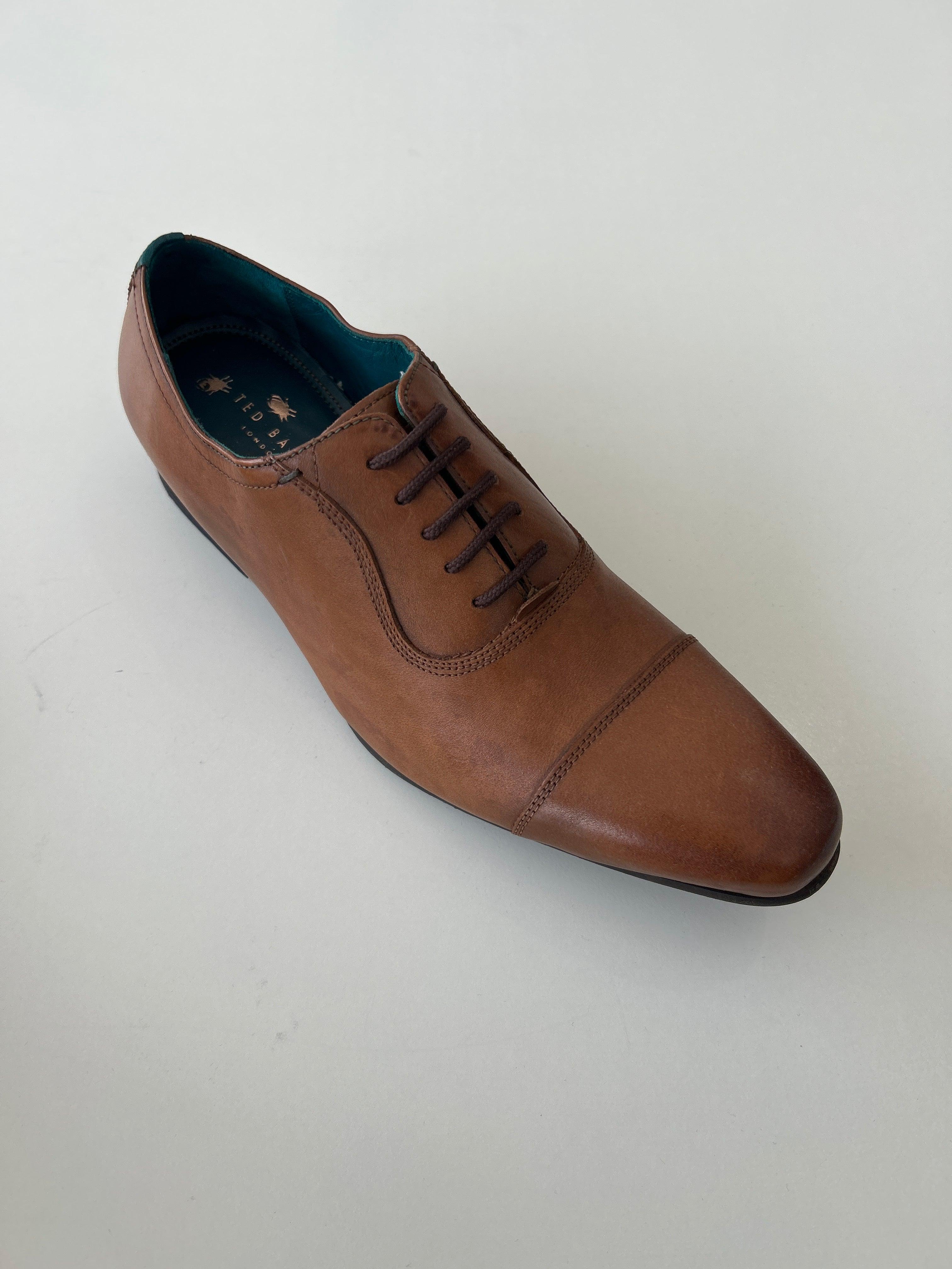 TOE02 VAMP TAN 8 Ted baker  Men Formal shoes