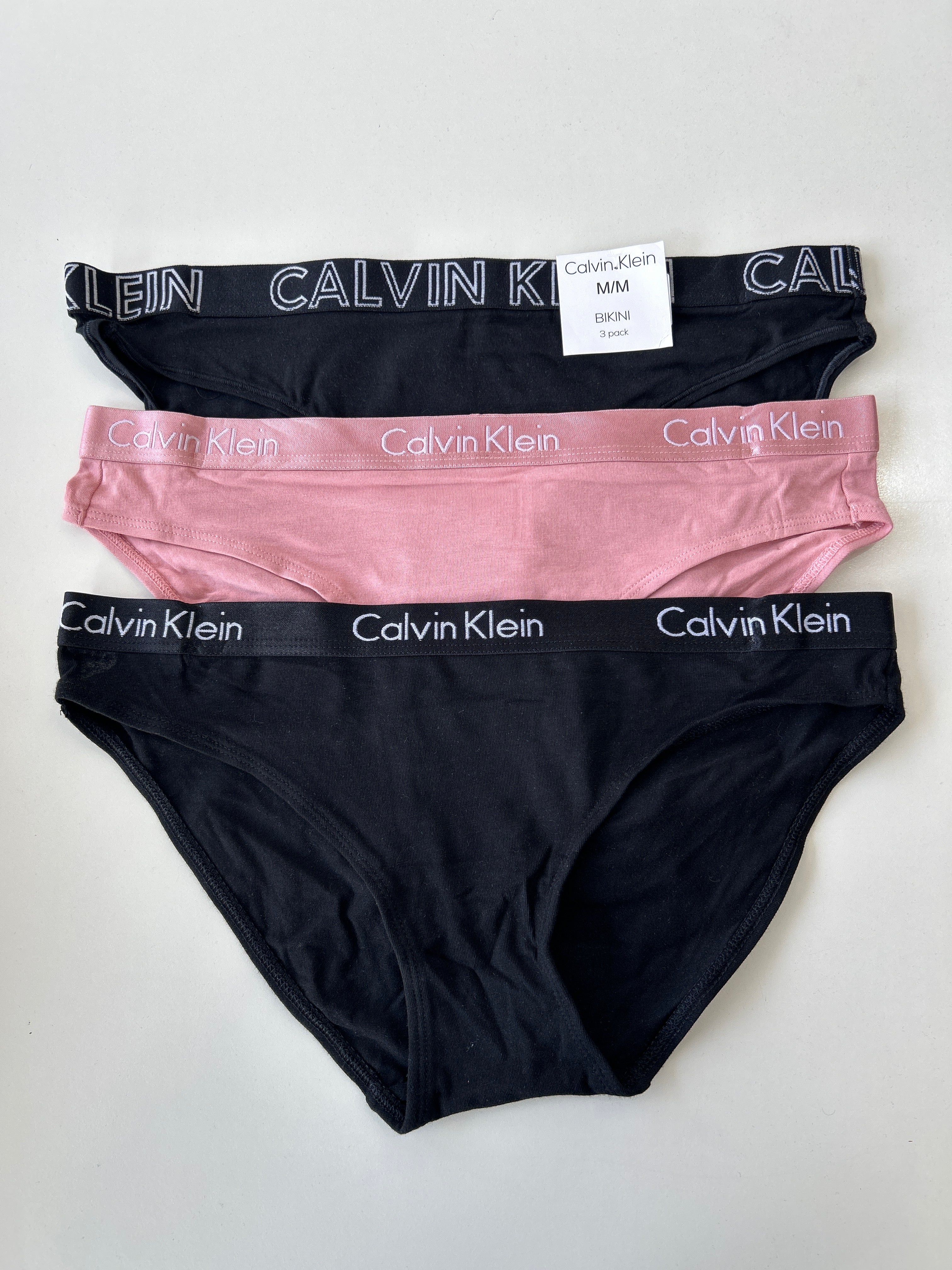 M Calvin Klein مجموعة من 3 قطع بيكيني داخلية