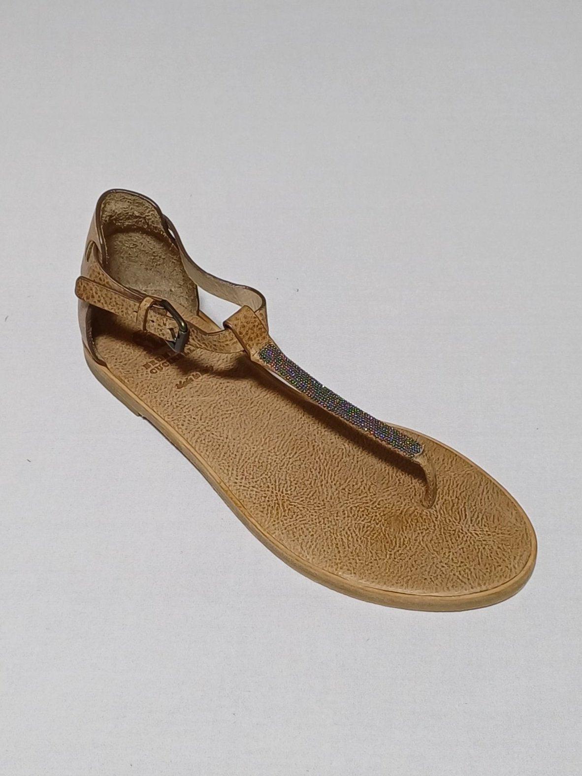 BRUNELLO CUCINELLI CL192 SANDALES PLATES FEMME MZDBRC947L