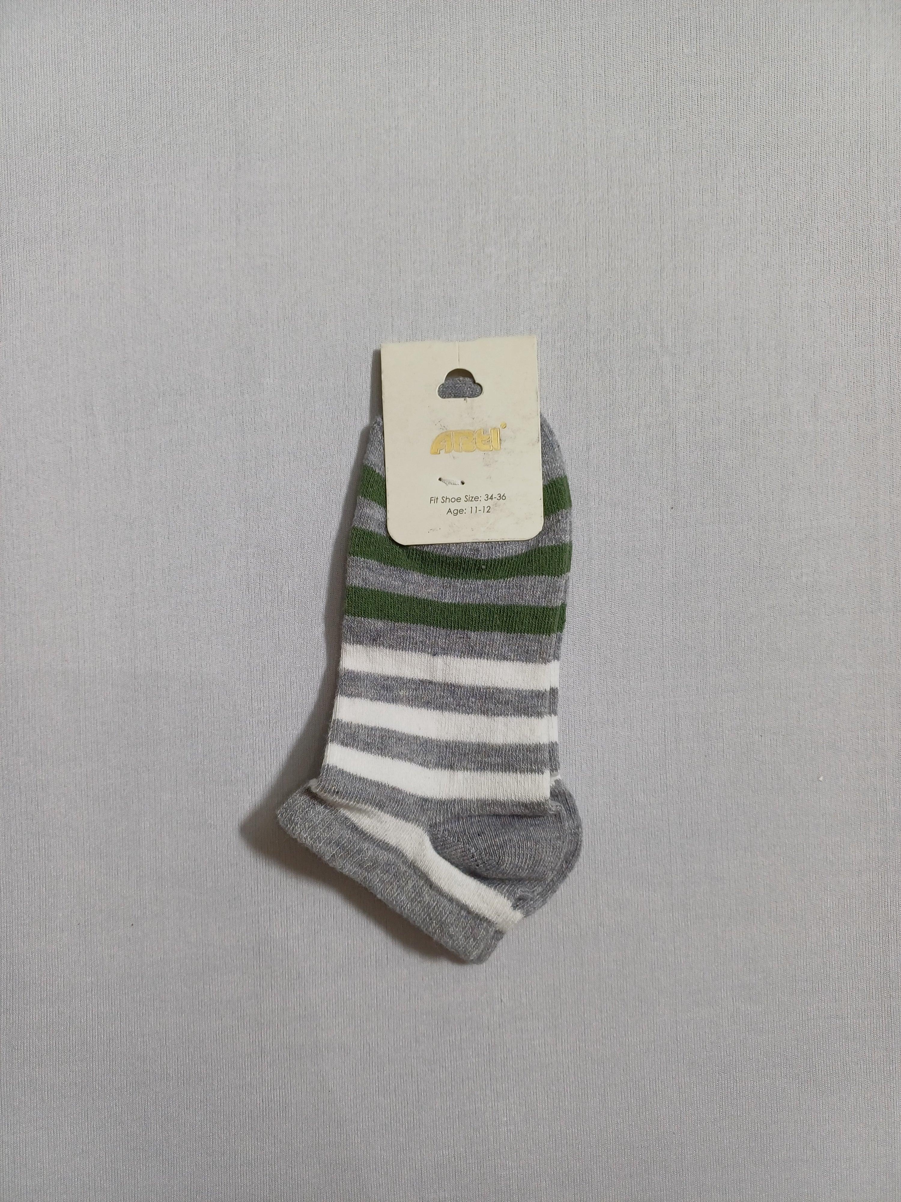 200279 Grey BOYS SOCKS