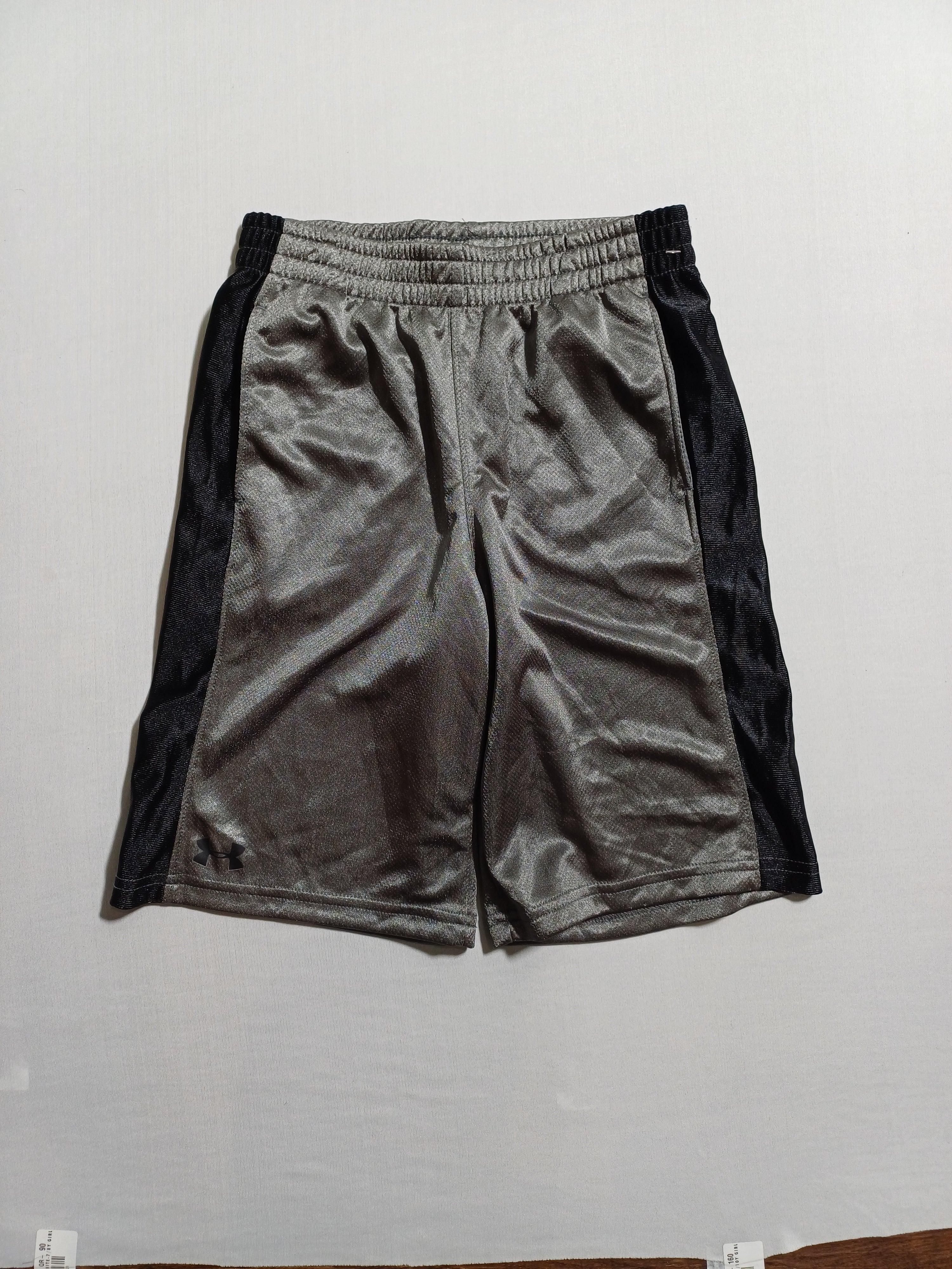 UNDER ARMOUR GRAPHITE-7Y BOYS SHORTS 2527155002